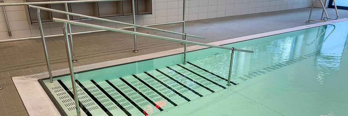 Suelo móvil con escaleras integradas en Dinslaken (Alemania)