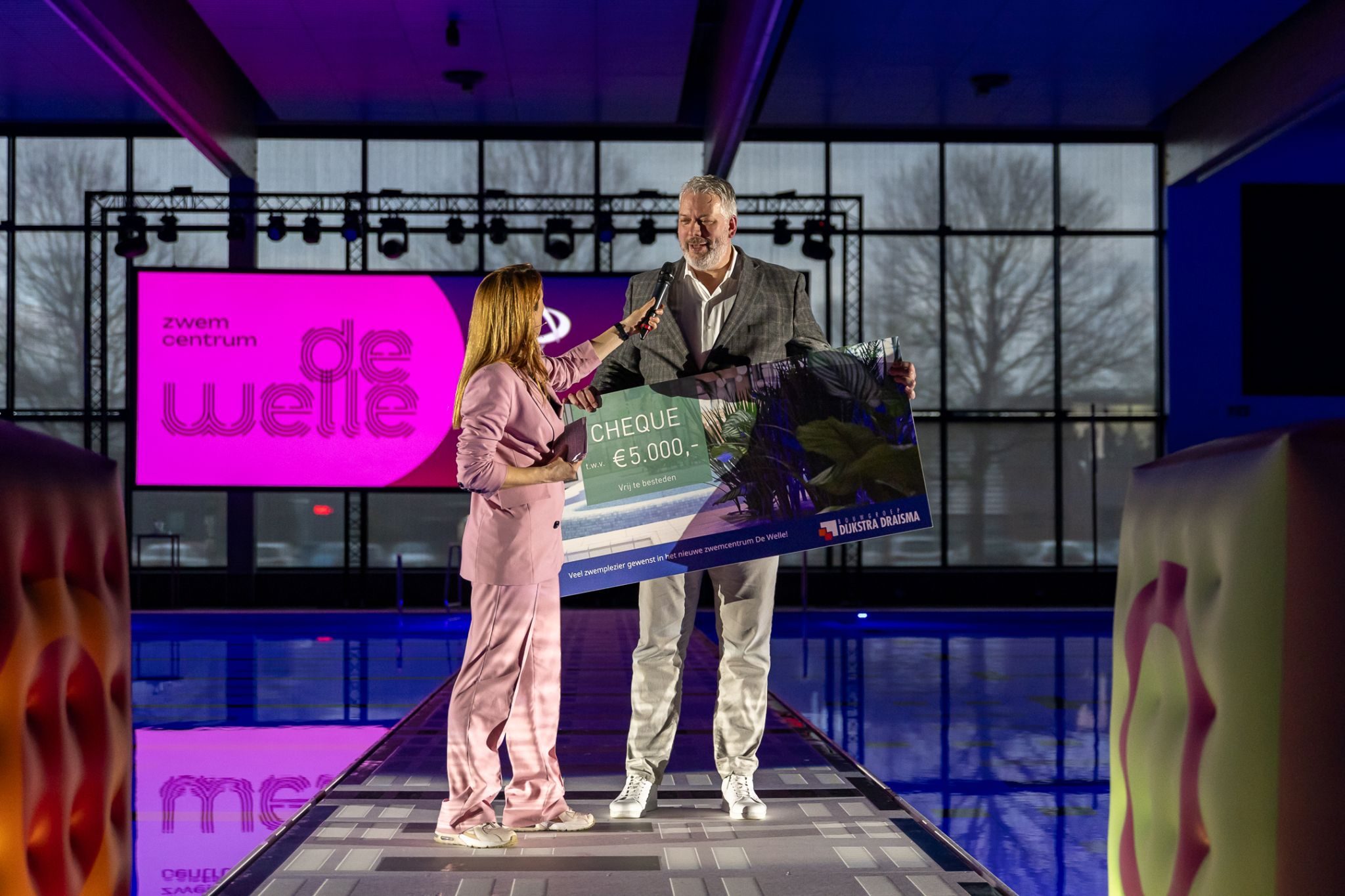 Múltiples grupos objetivo, terapia e incluso eventos en nuestro fondo de piscina móvil son posibles.